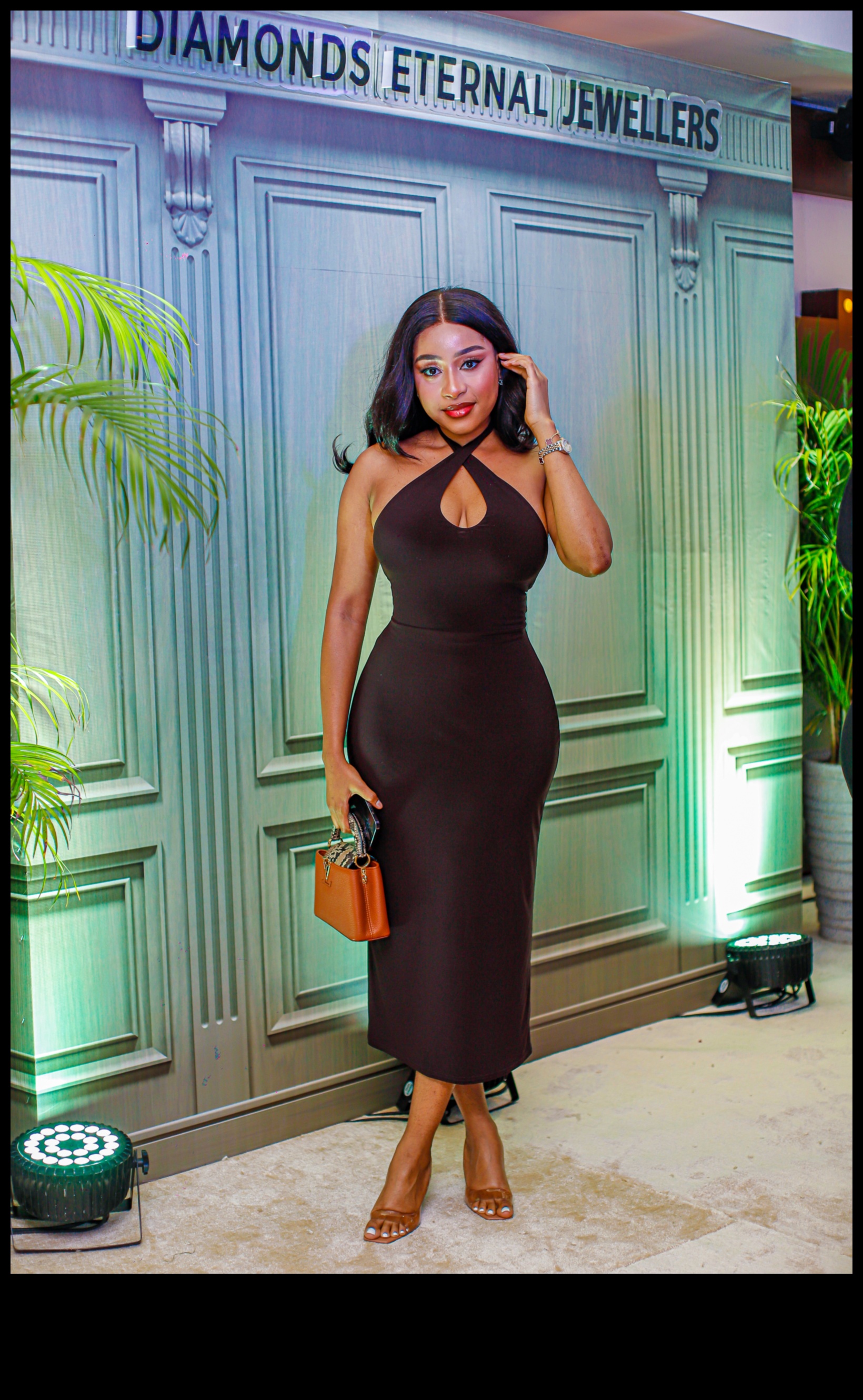 Bez piepūles Elegance Extravaganza: dzīvojiet grezni modernā modē