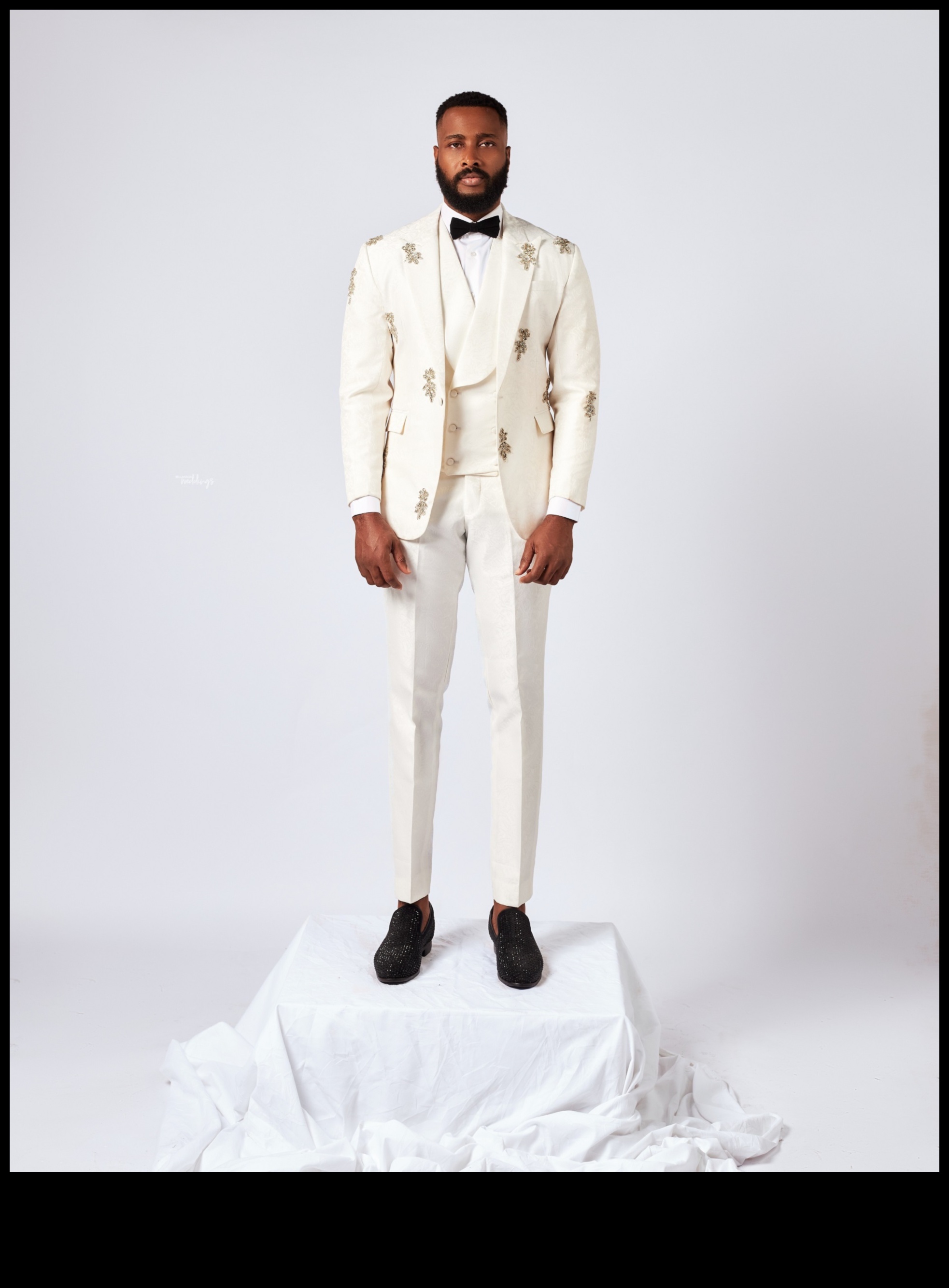 Piemērots Splendor: Groom's Fashion Marvel