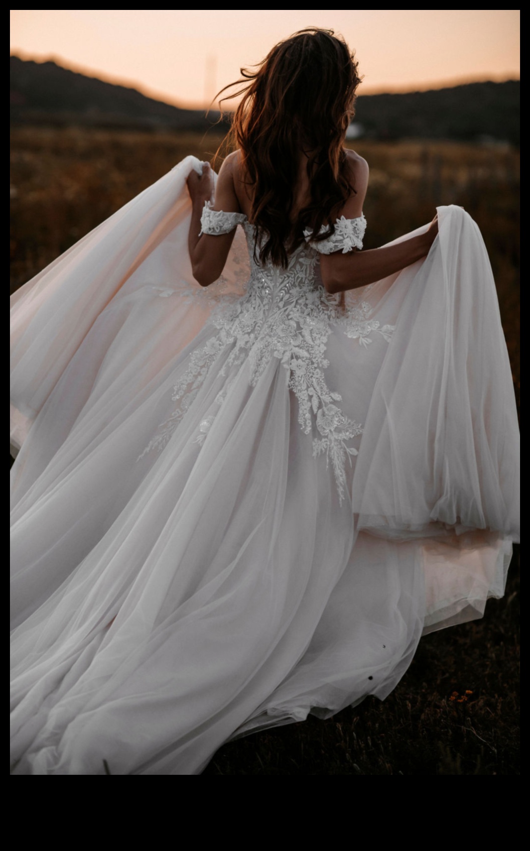 Futūristiskā noskaņa Modernās līgavas elegances gludie silueti 2 Futūristu nojauta: modernas līgavas elegances gludi silueti