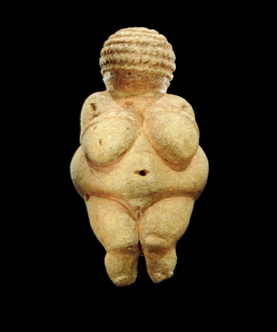 Skulptētie akmeņi: aizvēsturiskas statujas un to nozīme