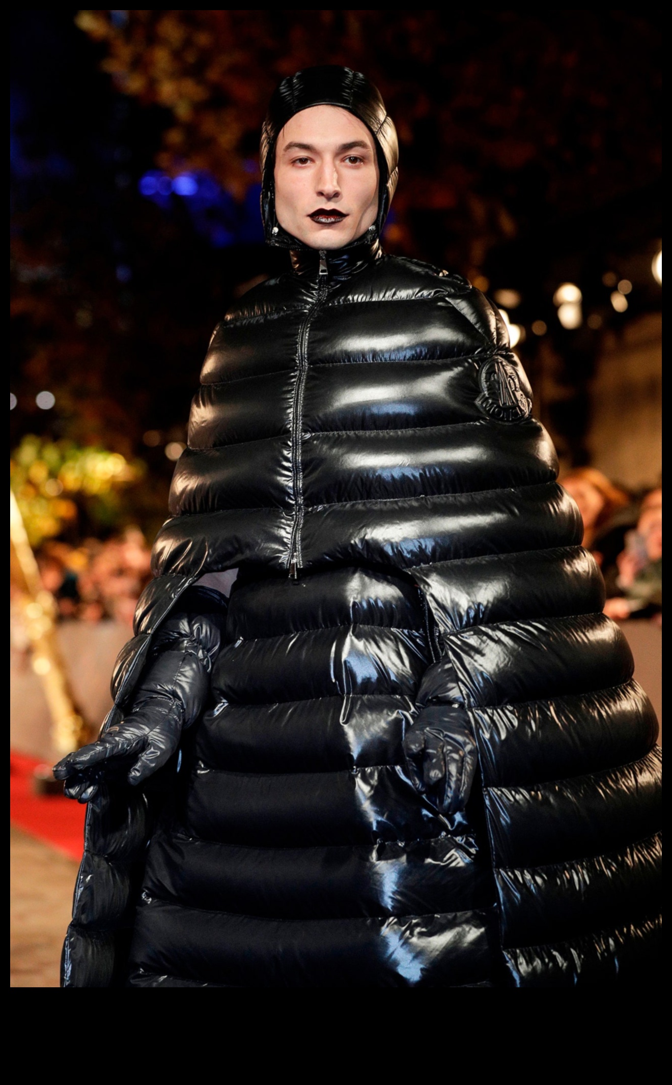 Fluid Fashion: aptverošas kustības apģērbu dizainā