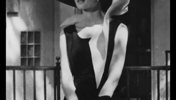 Kinematogrāfiskā mode: drāma un elegance ikoniskajā modes fotogrāfijā