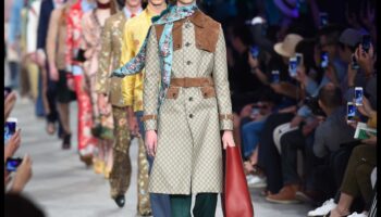 Fluid Fashion: aptverošas kustības apģērbu dizainā